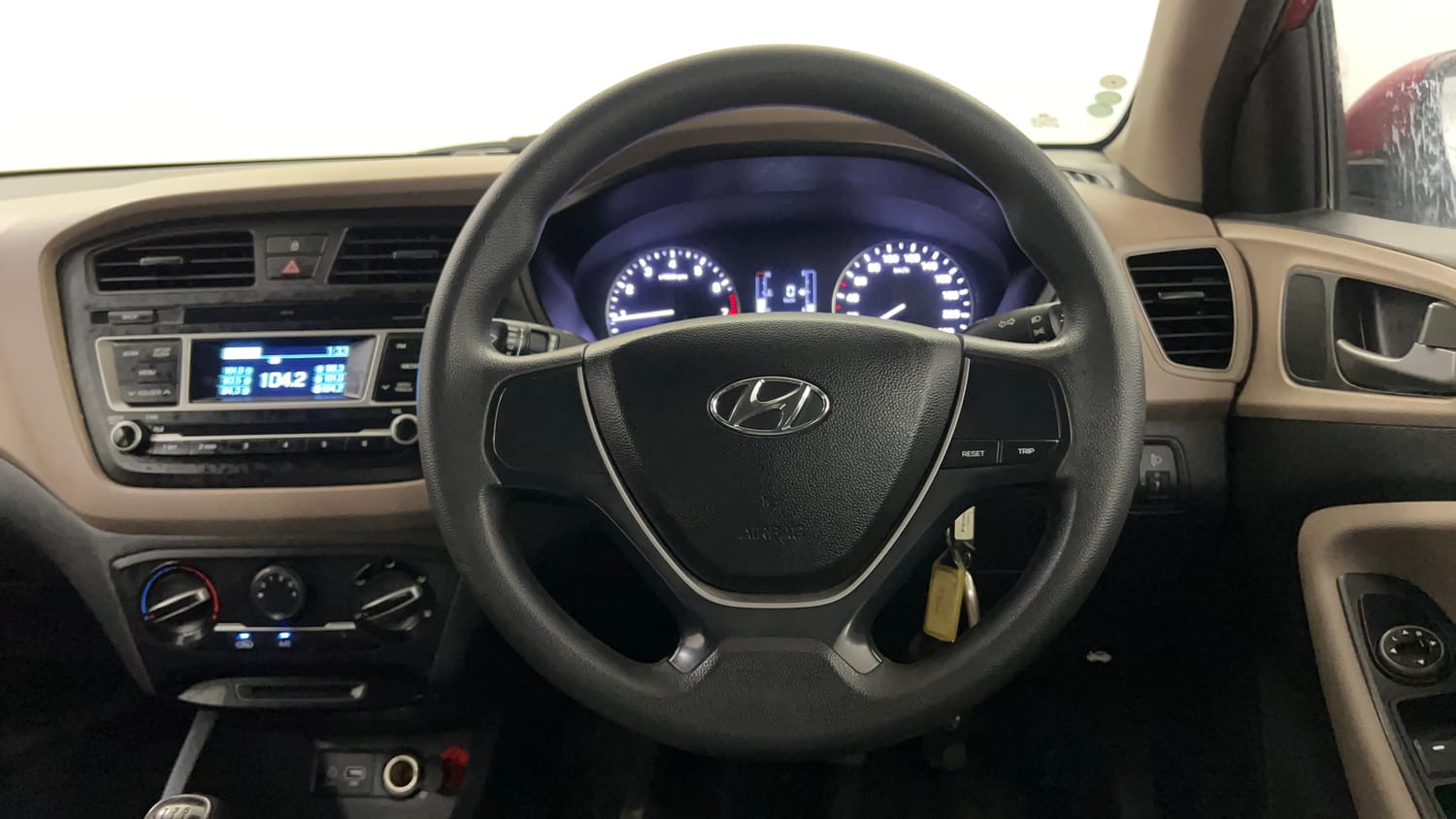 Used 2018 Hyundai Elite i20 Magna Executive 1.2 Petrol Manual interior STEERING VIEW