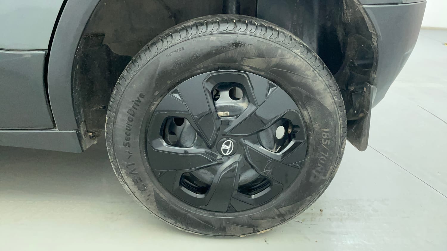 Used 2022 Tata Punch Adventure MT Petrol Manual tyres LEFT REAR TYRE RIM VIEW