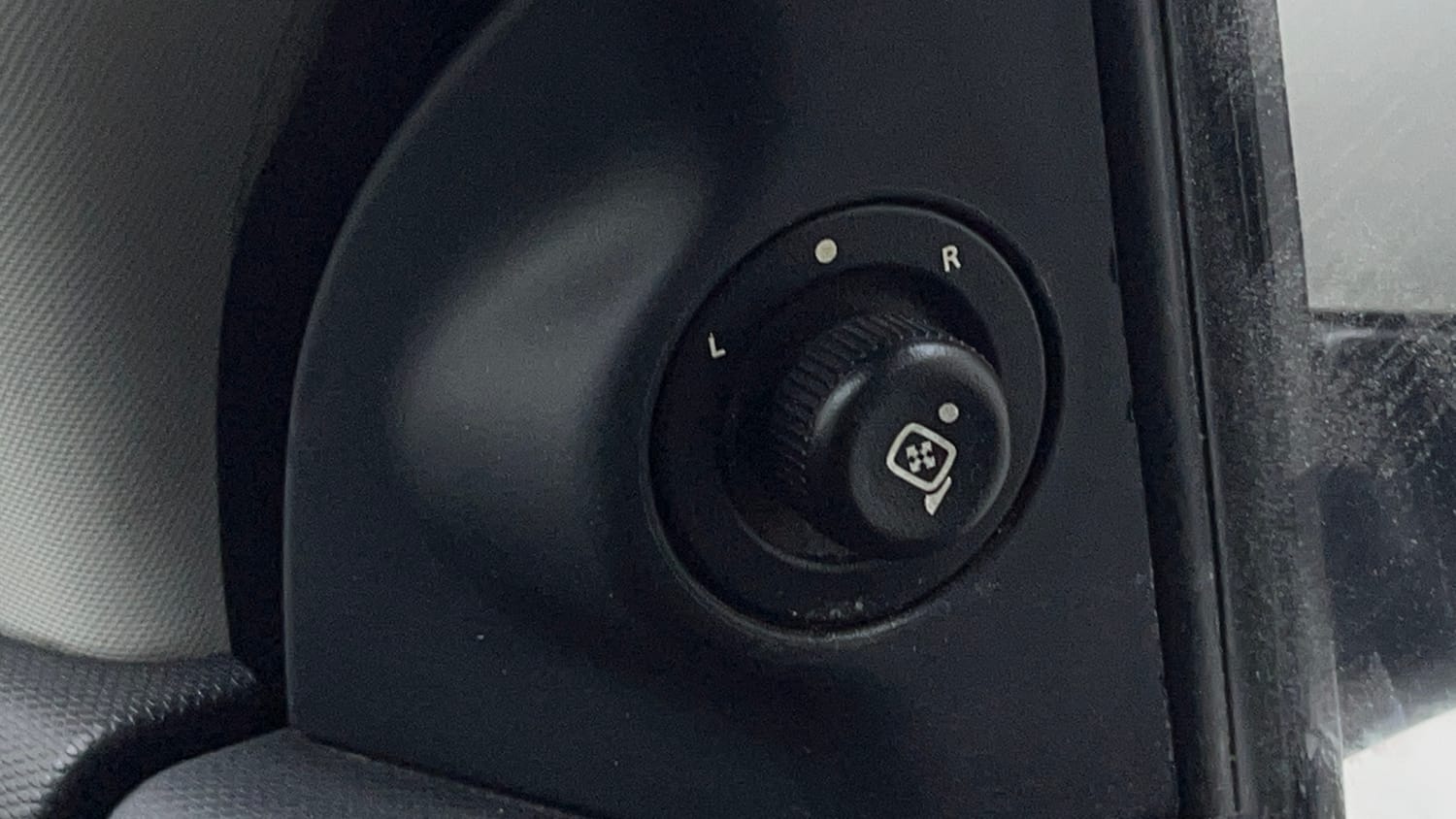 Used 2019 Tata Nexon XMA Petrol Petrol Automatic top_features Adjustable ORVM