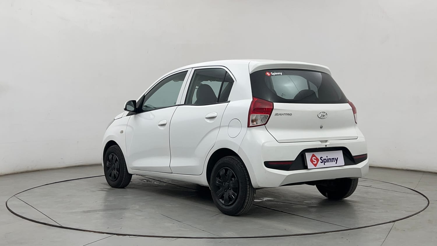 Used 2018 Hyundai Santro Magna Petrol Manual exterior LEFT REAR CORNER VIEW