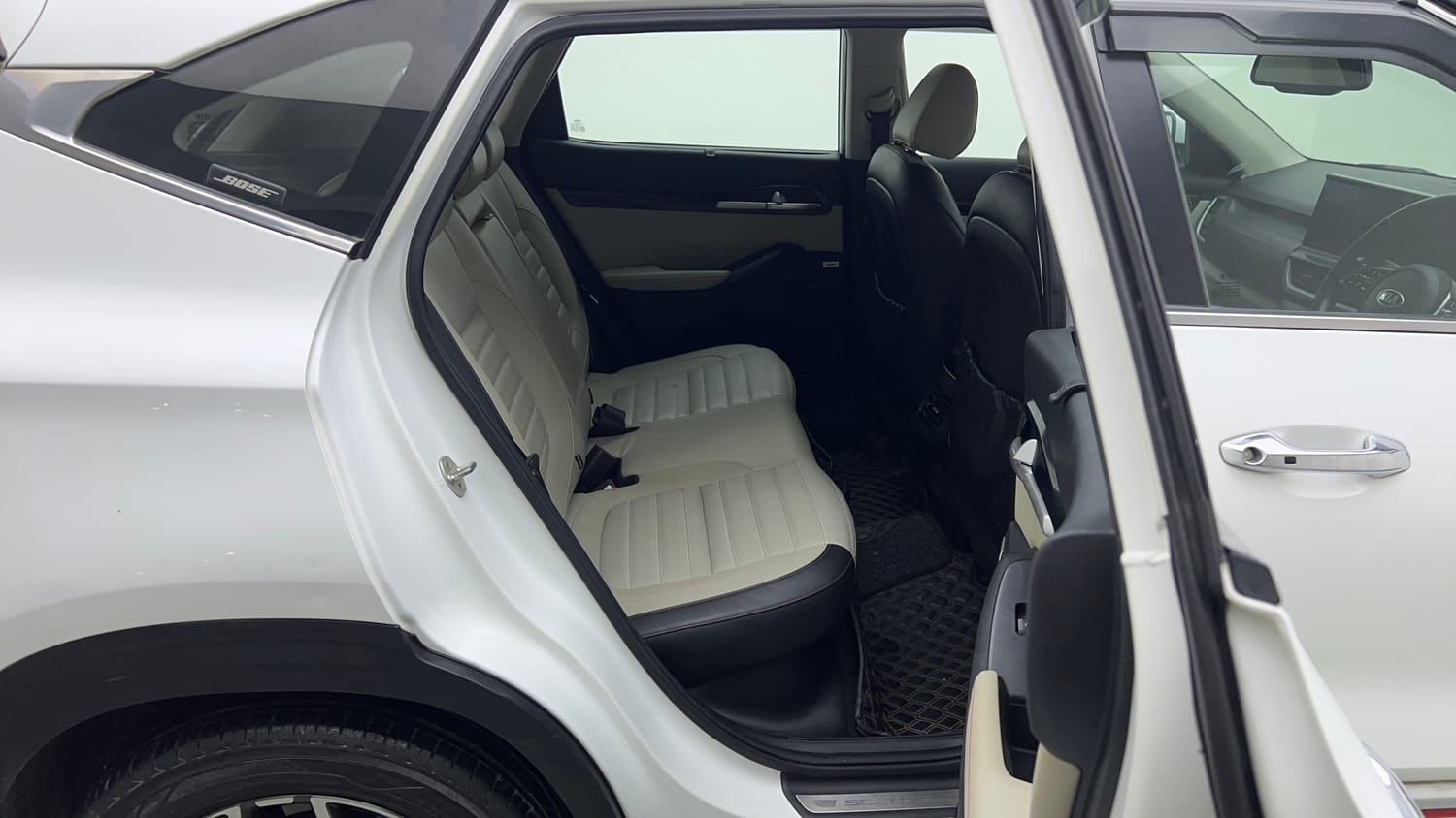 Used 2020 Kia Seltos GTX Plus 1.4 Petrol Manual interior RIGHT SIDE REAR DOOR CABIN VIEW