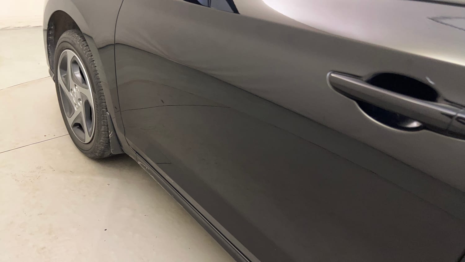 Used 2022 Hyundai Verna S Plus 1.5 VTVT Petrol Manual dents MINOR SCRATCH