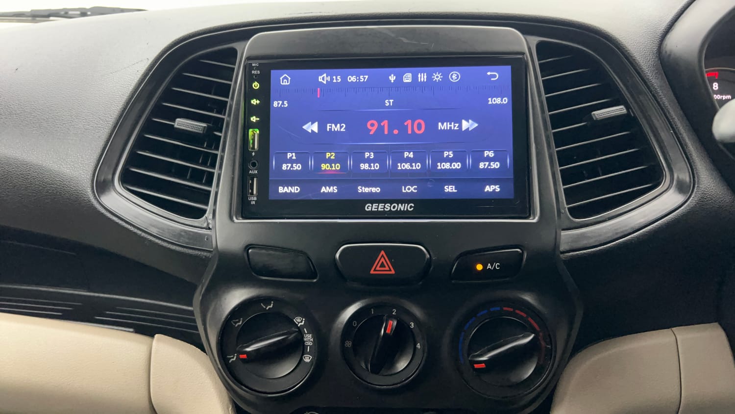 Used 2018 Hyundai Santro Magna Petrol Manual interior MUSIC SYSTEM & AC CONTROL VIEW