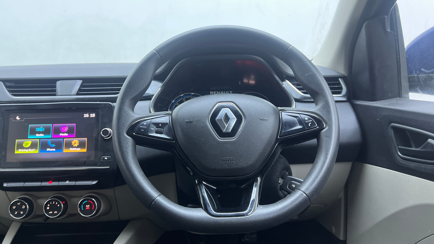 Used 2021 Renault Triber RXT Petrol Manual interior STEERING VIEW