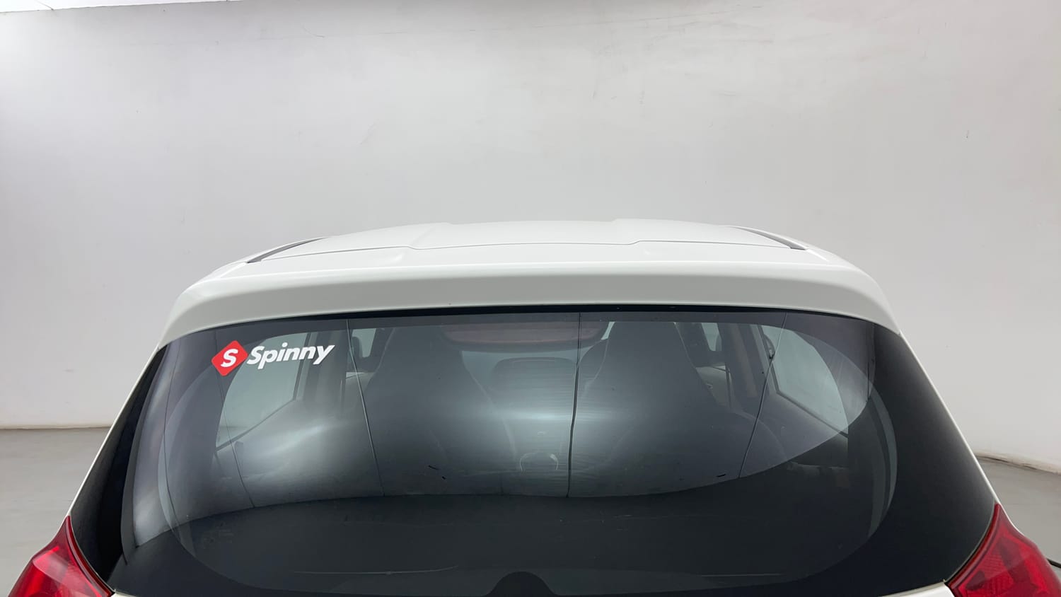 Used 2018 Hyundai Santro Magna Petrol Manual exterior BACK WINDSHIELD VIEW