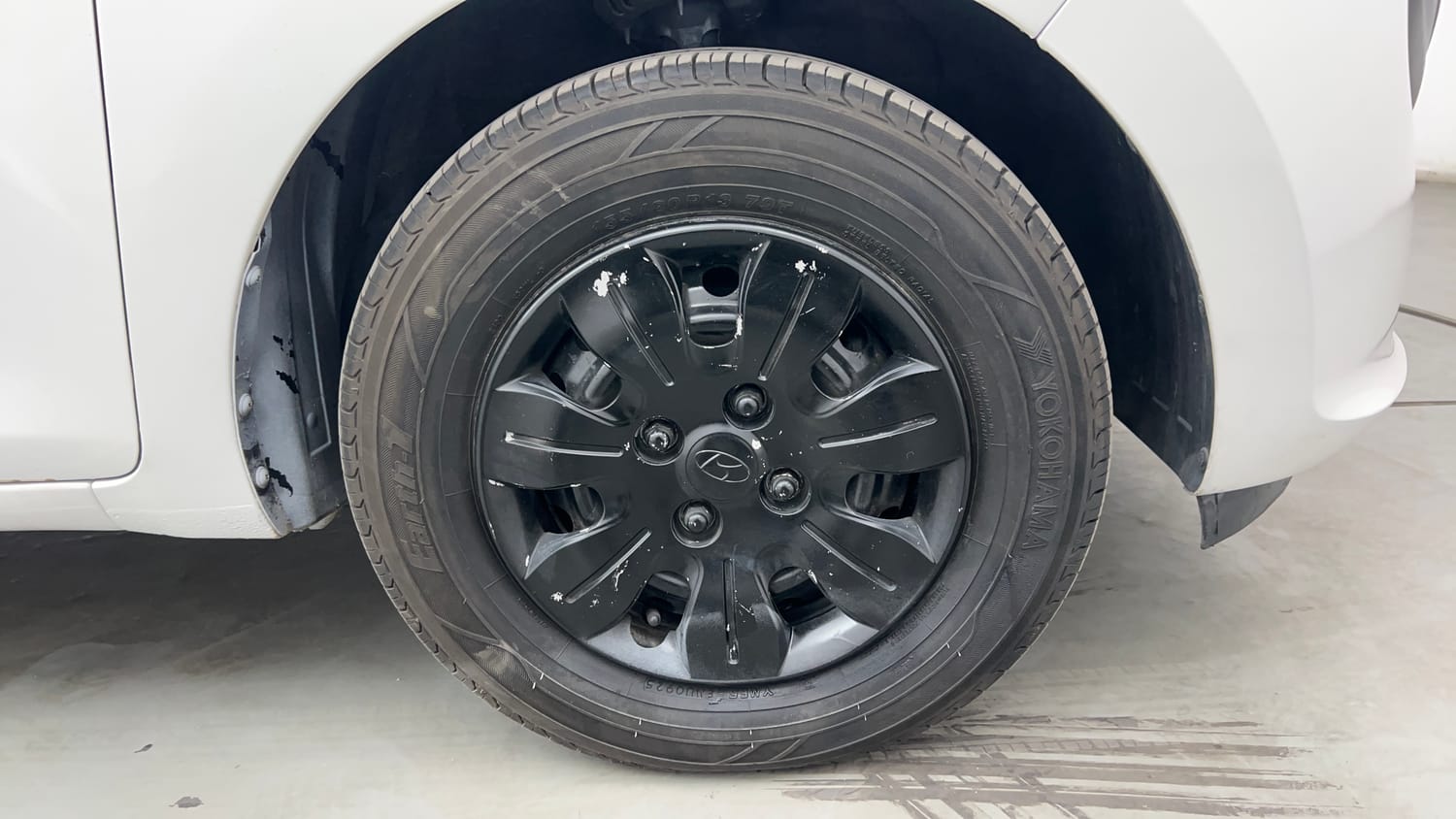 Used 2018 Hyundai Santro Magna Petrol Manual tyres RIGHT FRONT TYRE RIM VIEW