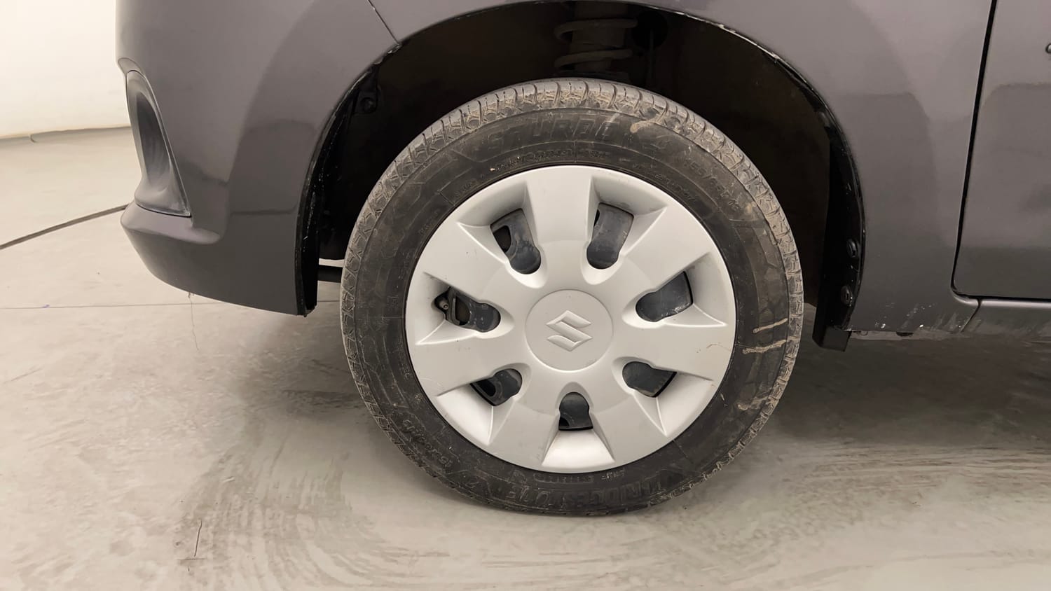 Used 2018 maruti-suzuki Alto K10 VXi (O) AMT Petrol Automatic tyres LEFT FRONT TYRE RIM VIEW
