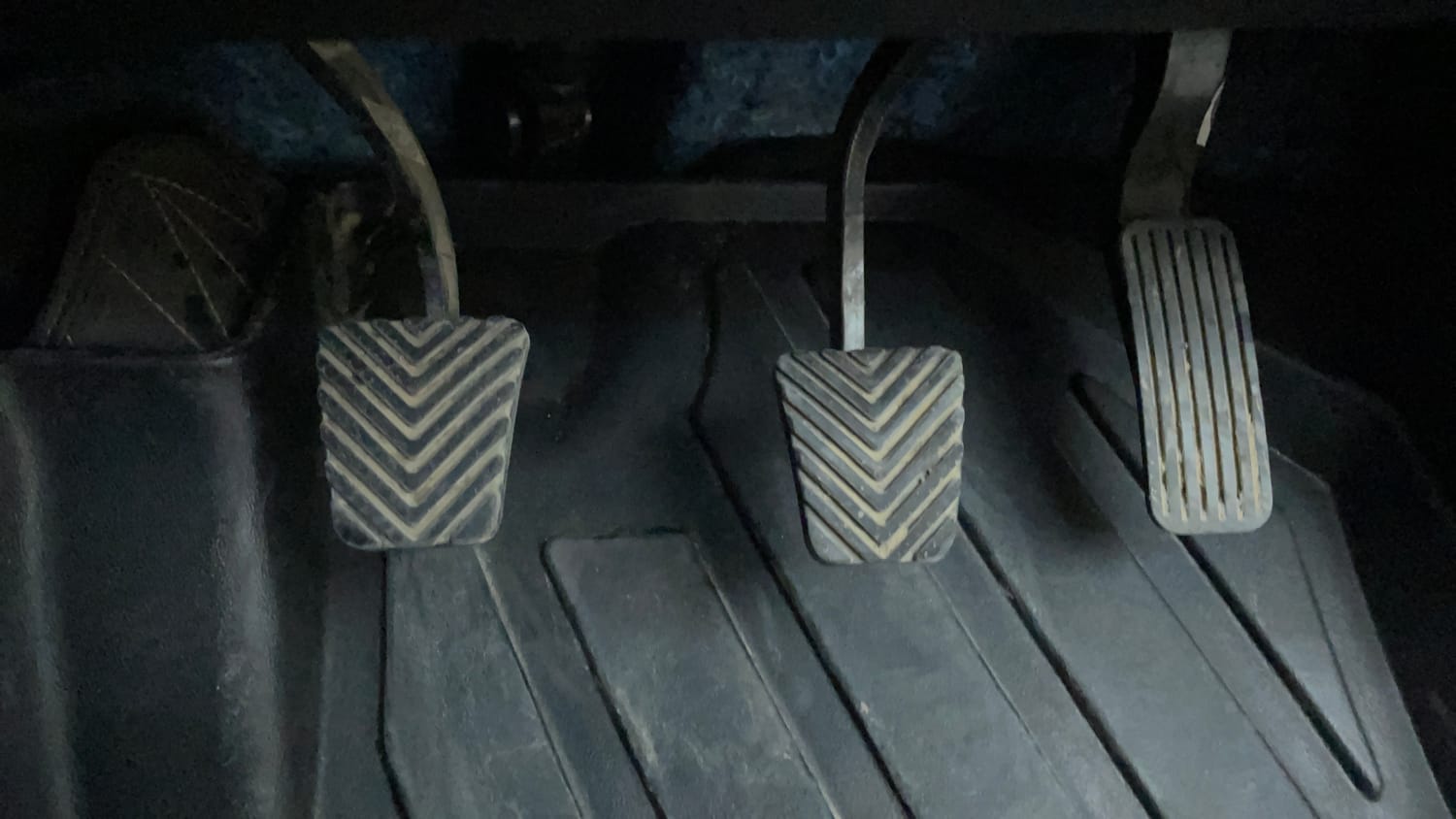 Used 2023 Hyundai Verna SX 1.5 MPi Petrol Manual interior PEDALS VIEW