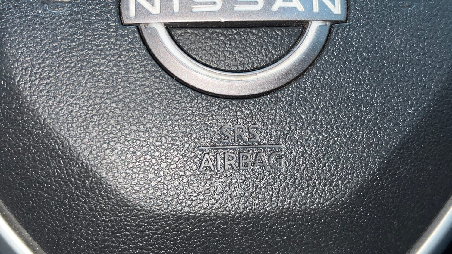 Used 2021 Nissan Magnite XV Premium Turbo Petrol Manual top_features Airbags