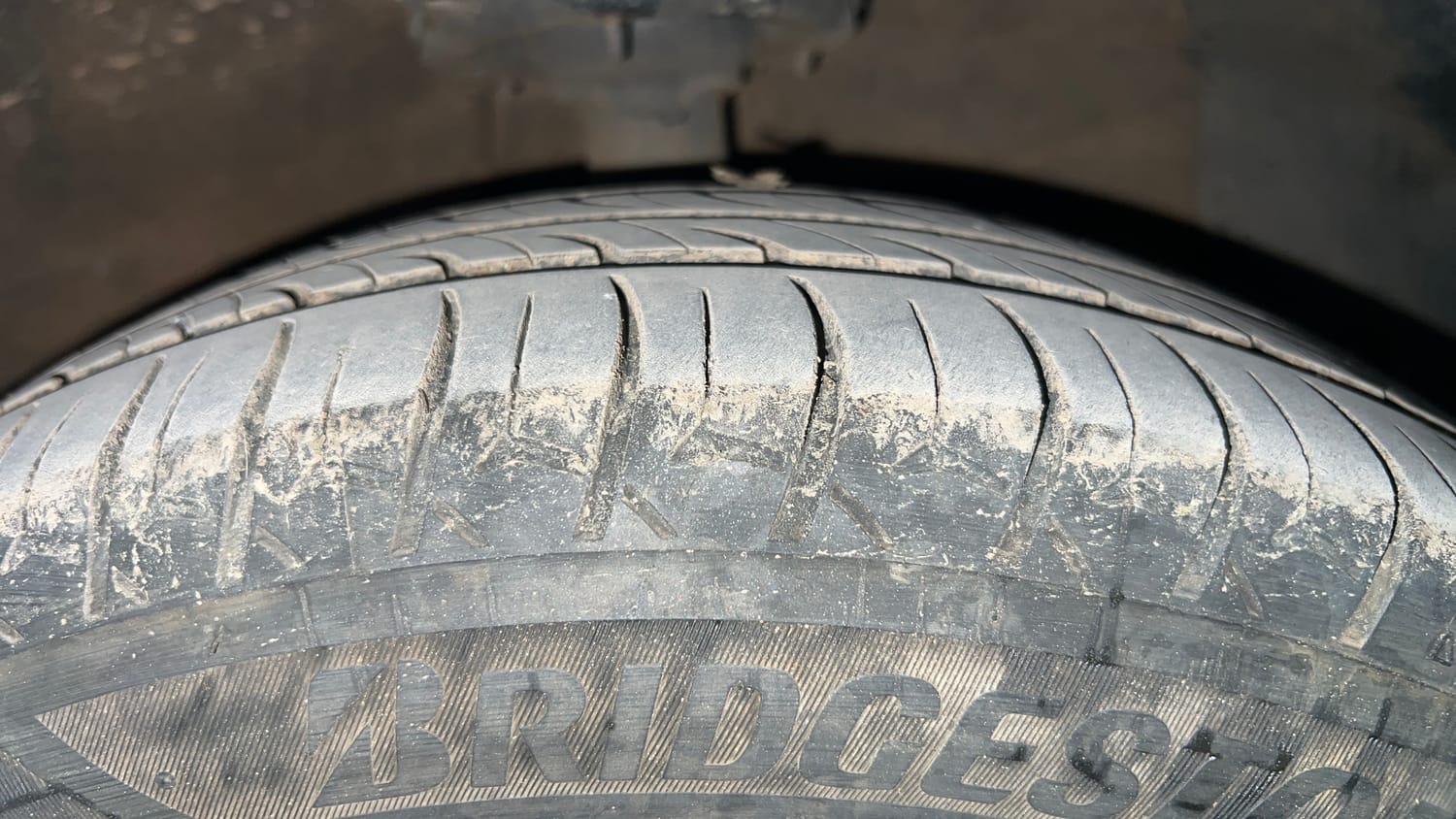 Used 2015 Hyundai Grand i10 Asta AT 1.2 Kappa VTVT Petrol Automatic tyres RIGHT FRONT TYRE TREAD VIEW