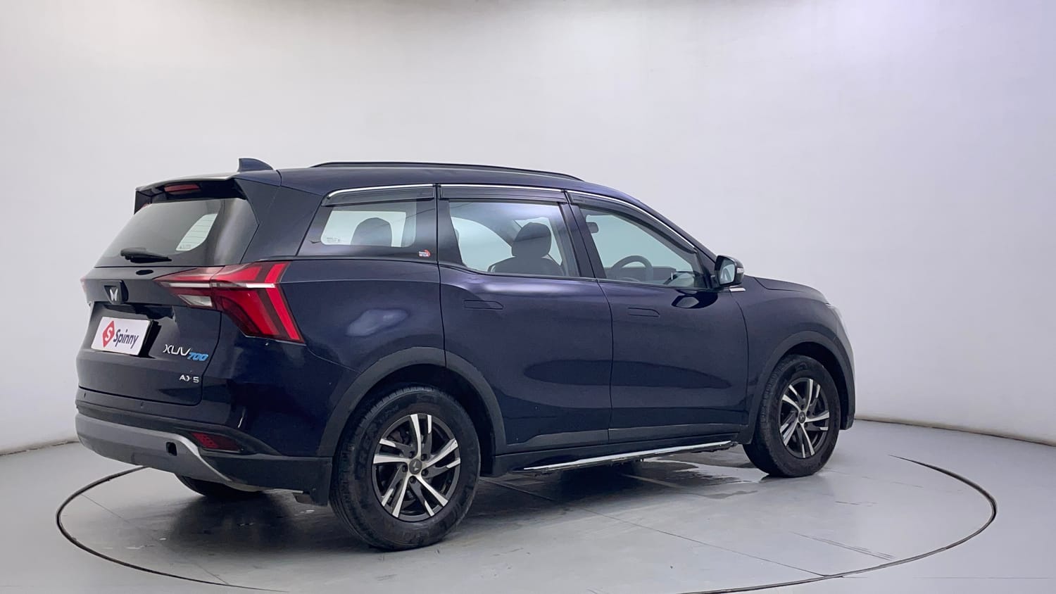 Used 2022 Mahindra XUV700 AX 5 Petrol AT 5 STR Petrol Automatic exterior RIGHT REAR CORNER VIEW