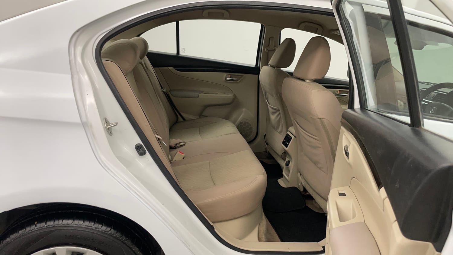 Used 2017 Maruti Suzuki Ciaz VXi+ Petrol Manual interior RIGHT SIDE REAR DOOR CABIN VIEW