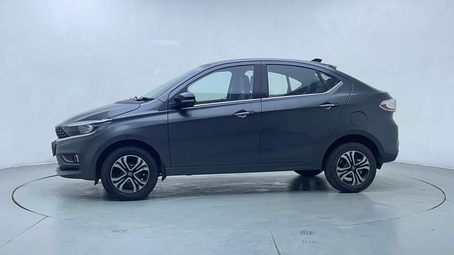 Used 2022 Tata Tigor XZ Plus CNG Cng Manual exterior LEFT SIDE VIEW