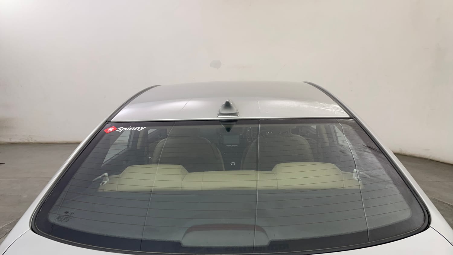 Used 2016 Hyundai Verna 1.6 VTVT SX (O) Petrol Manual exterior BACK WINDSHIELD VIEW