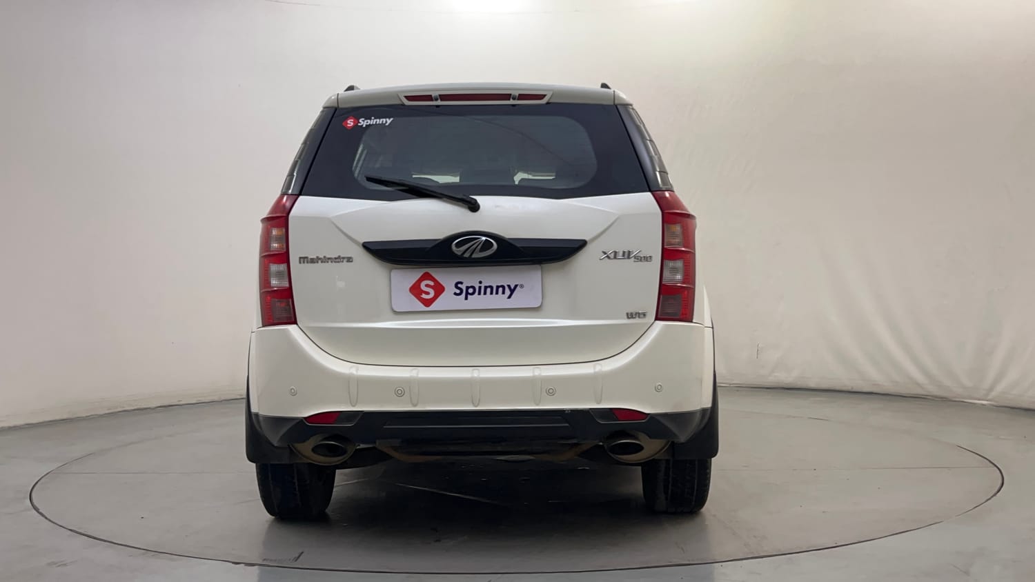 Used 2018 Mahindra XUV500 W6 Diesel Manual exterior BACK VIEW