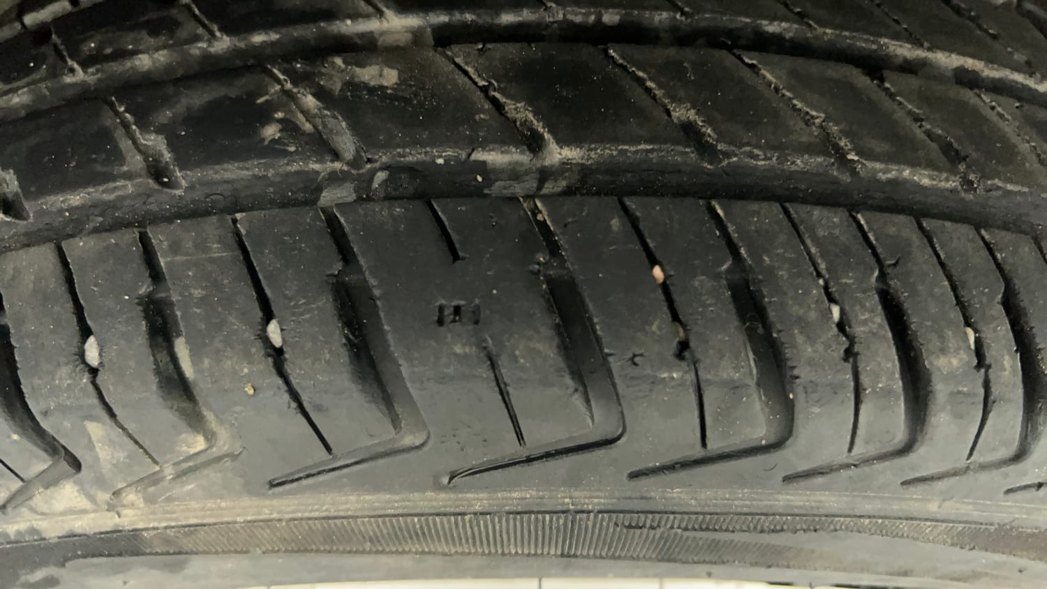 Used 2024 Maruti Suzuki Alto K10 VXi Plus Petrol Manual tyres LEFT FRONT TYRE TREAD VIEW