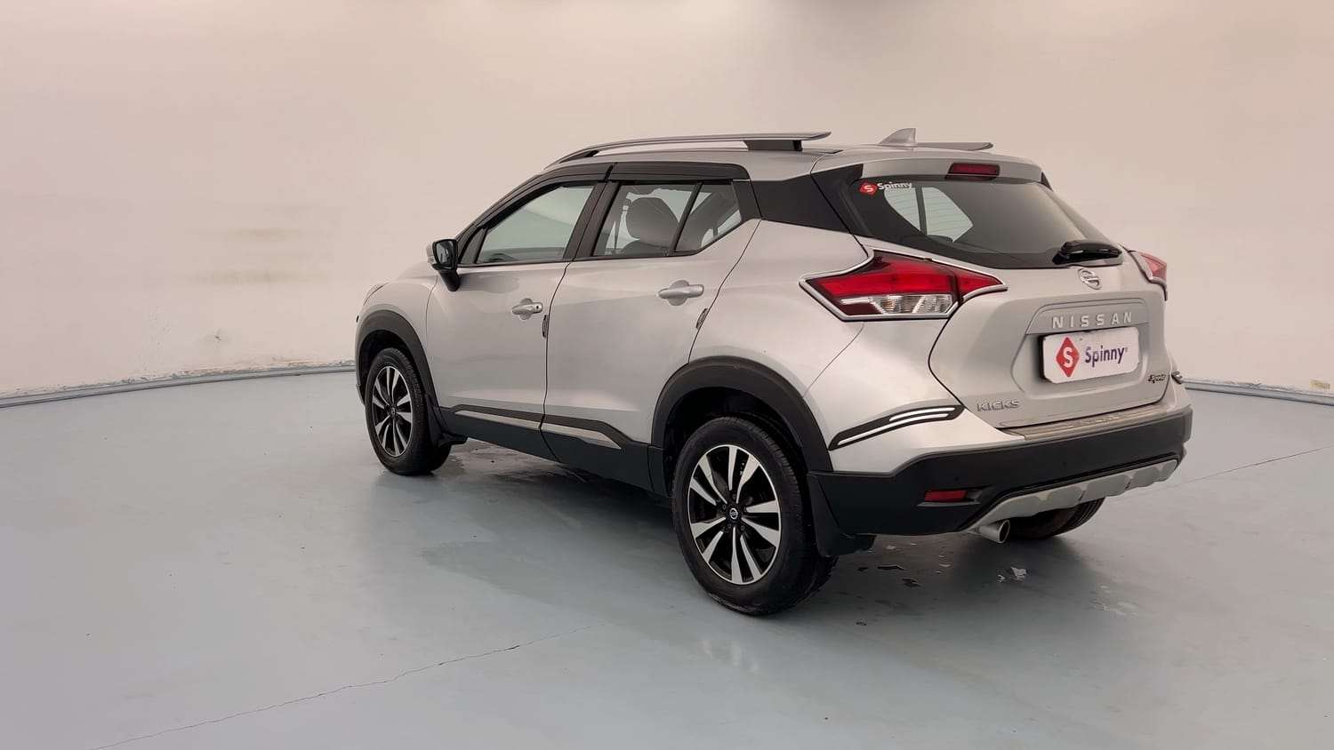 Used 2021 Nissan Kicks XV 1.5 Petrol Manual exterior LEFT REAR CORNER VIEW