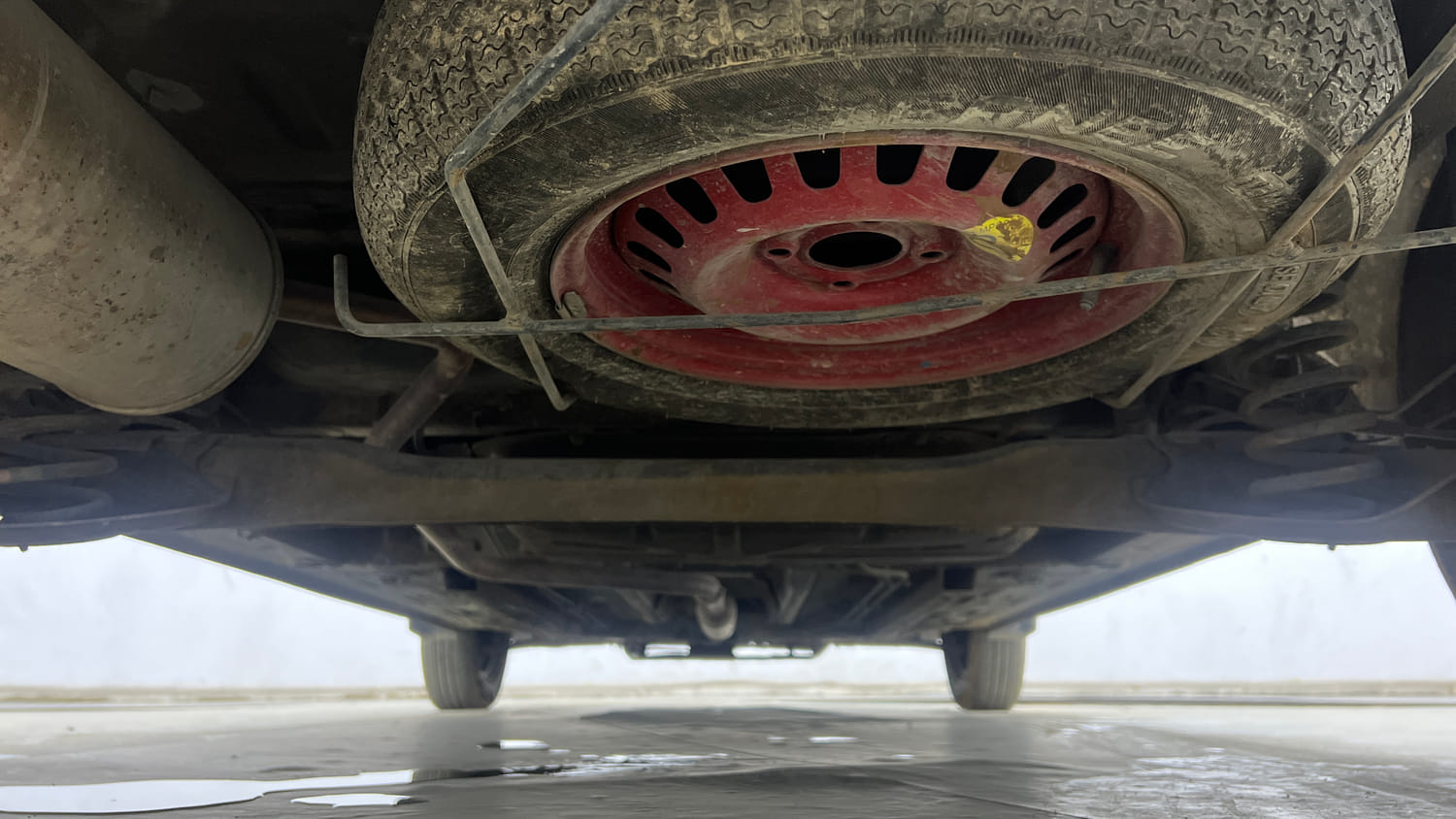 Used 2021 Renault Triber RXT Petrol Manual extra REAR UNDERBODY VIEW (TAKEN FROM REAR)