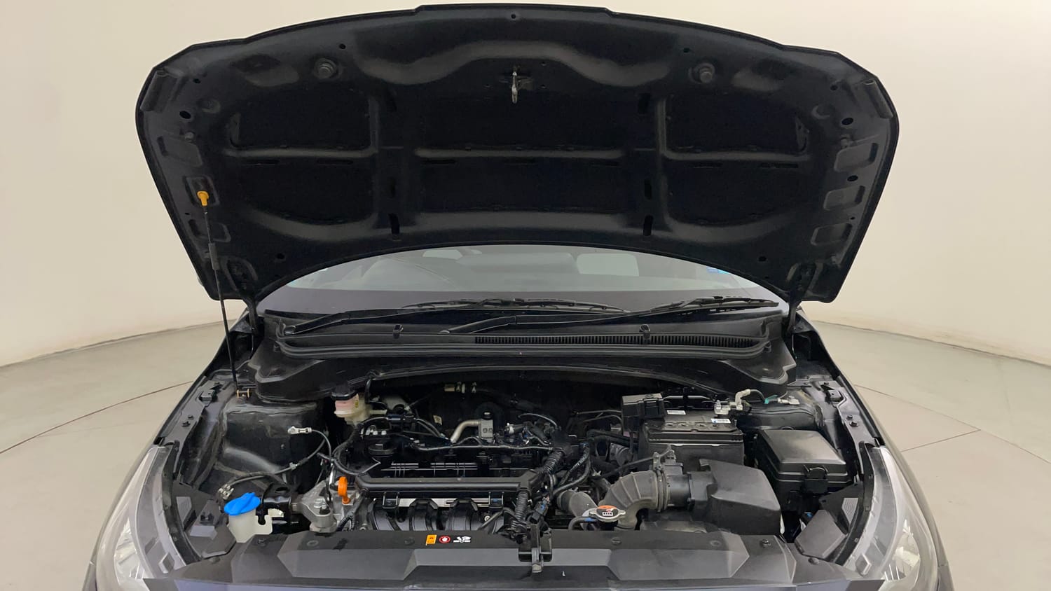 Used 2024 Hyundai i20 Sportz (O) 1.2 IVT Petrol Automatic engine ENGINE & BONNET OPEN FRONT VIEW