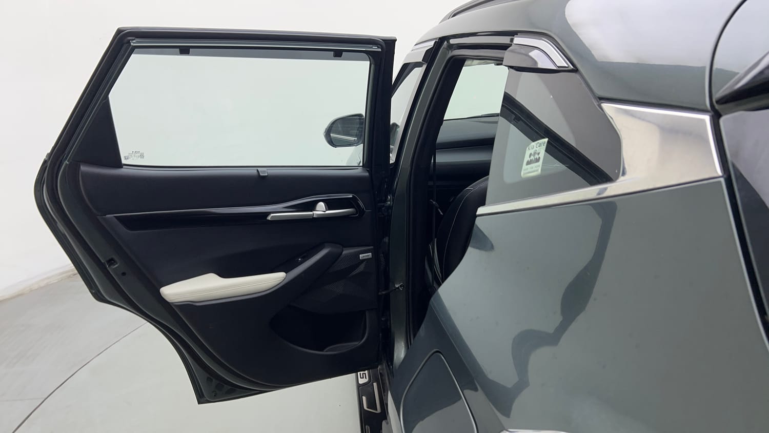 Used 2024 Kia Seltos GTX Plus 1.5 Turbo Petrol DCT Petrol Automatic interior LEFT REAR DOOR OPEN VIEW