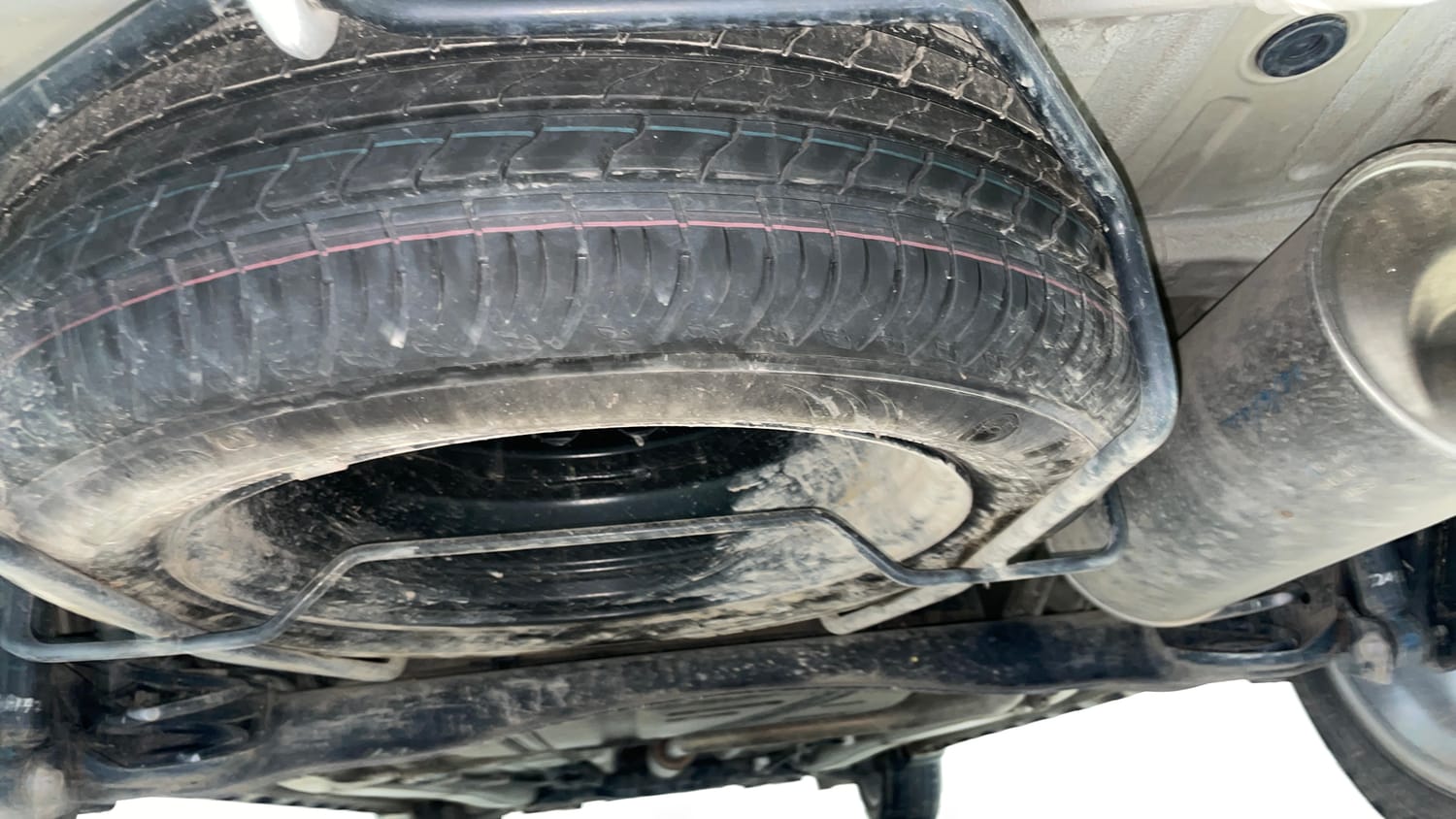 Used 2022 Maruti Suzuki XL6 Zeta MT Petrol Petrol Manual tyres SPARE TYRE VIEW