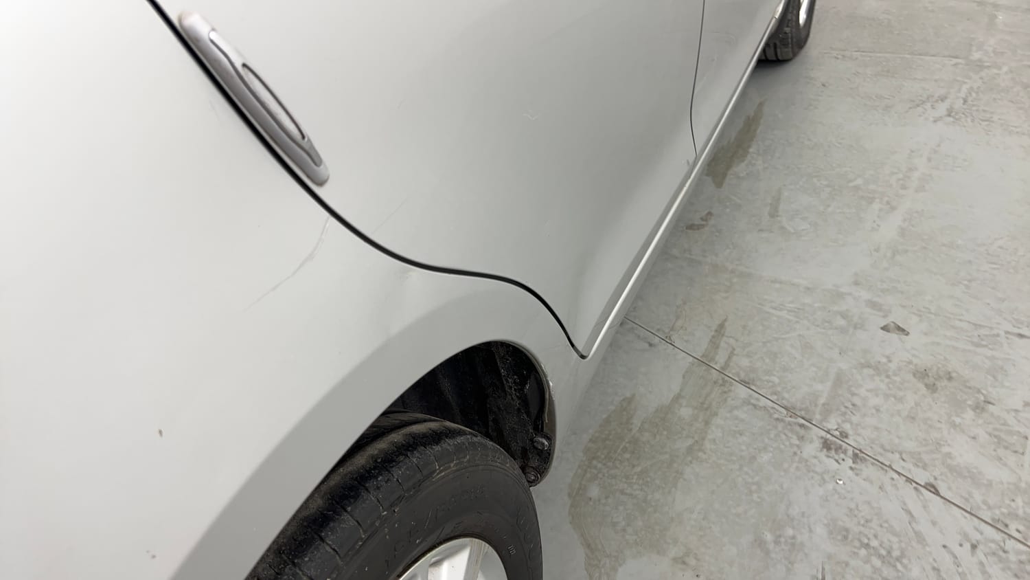 Used 2012 Maruti Suzuki Swift ZDi Diesel Manual dents MINOR SCRATCH