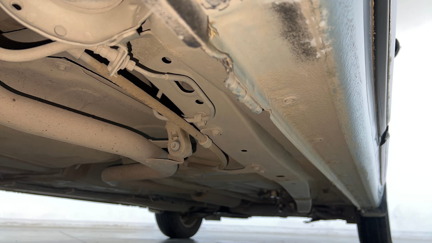Used 2022 Maruti Suzuki New Ertiga VXi Petrol Manual extra REAR RIGHT UNDERBODY VIEW
