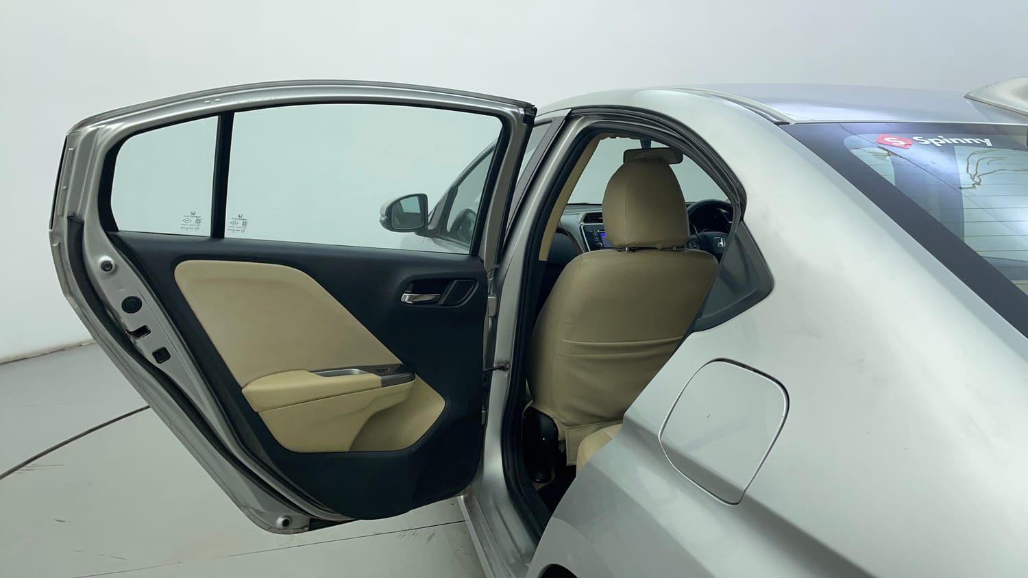 Used 2016 Honda City VX (O) MT Diesel Diesel Manual interior LEFT REAR DOOR OPEN VIEW
