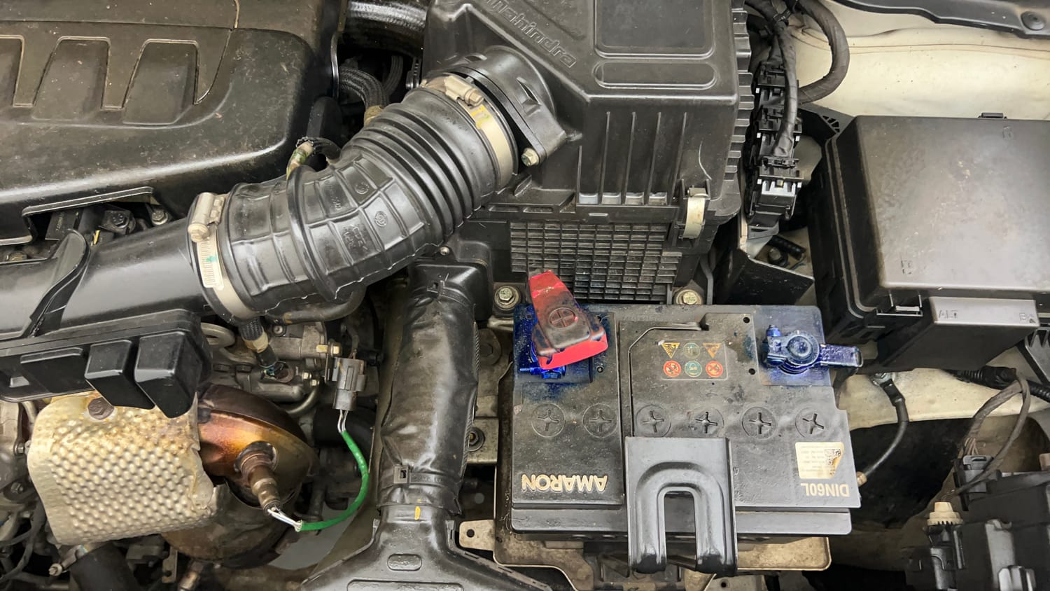 Used 2021 Mahindra XUV 300 W8 (O) 1.2 Petrol Petrol Manual engine ENGINE LEFT SIDE VIEW