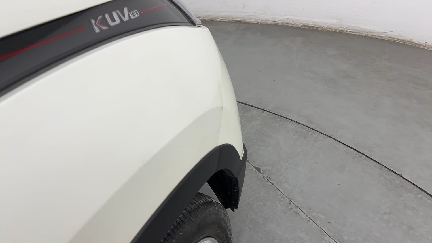 Used 2017 Mahindra KUV100 K8 6 STR Petrol Manual dents MINOR DENT
