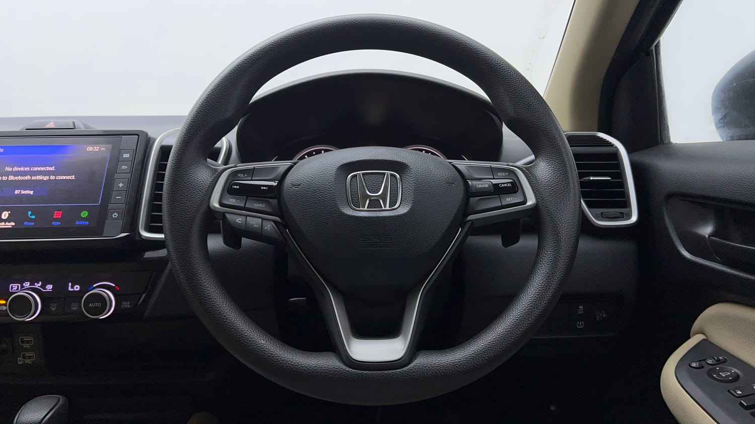 Used 2023 Honda City V CVT Petrol Petrol Automatic interior STEERING VIEW