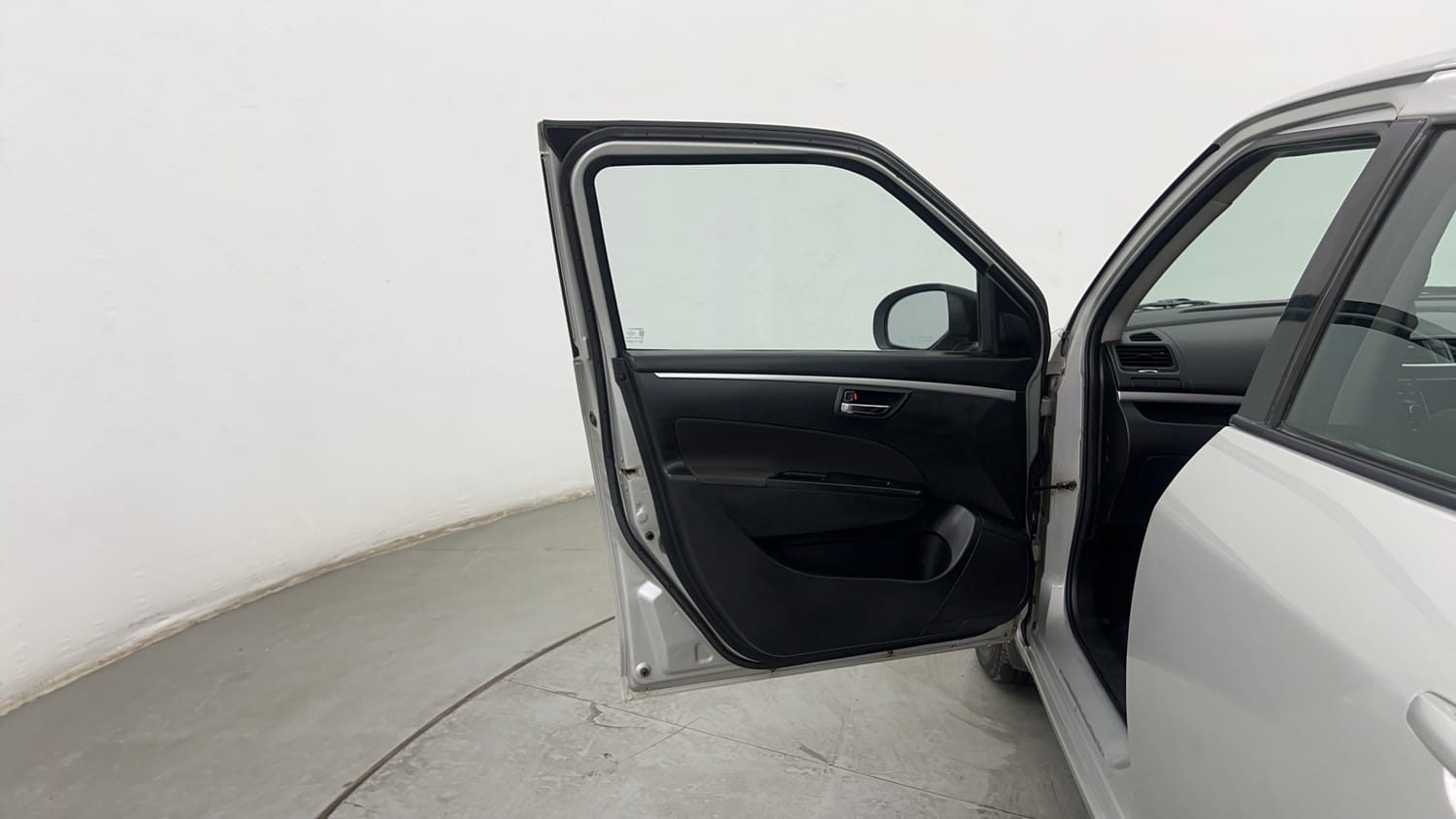 Used 2012 Maruti Suzuki Swift ZDi Diesel Manual interior LEFT FRONT DOOR OPEN VIEW