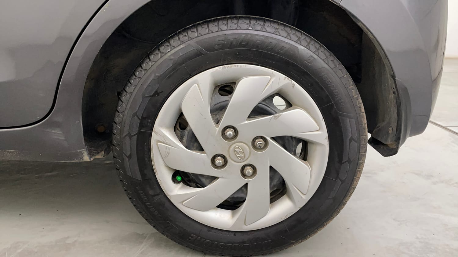 Used 2020 Hyundai Santro Sportz AMT Petrol Automatic tyres LEFT REAR TYRE RIM VIEW