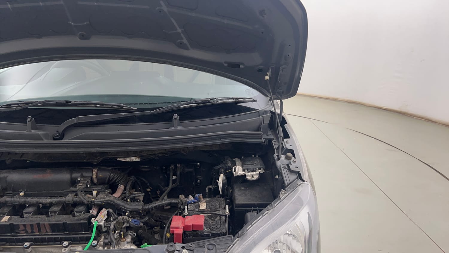 Used 2024 Maruti Suzuki Wagon R ZXI Plus 1.2 Petrol Manual engine ENGINE LEFT SIDE HINGE & APRON VIEW