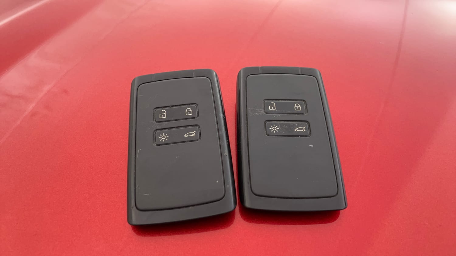 Used 2022 Renault Kiger RXZ AMT Petrol Automatic extra CAR KEY VIEW