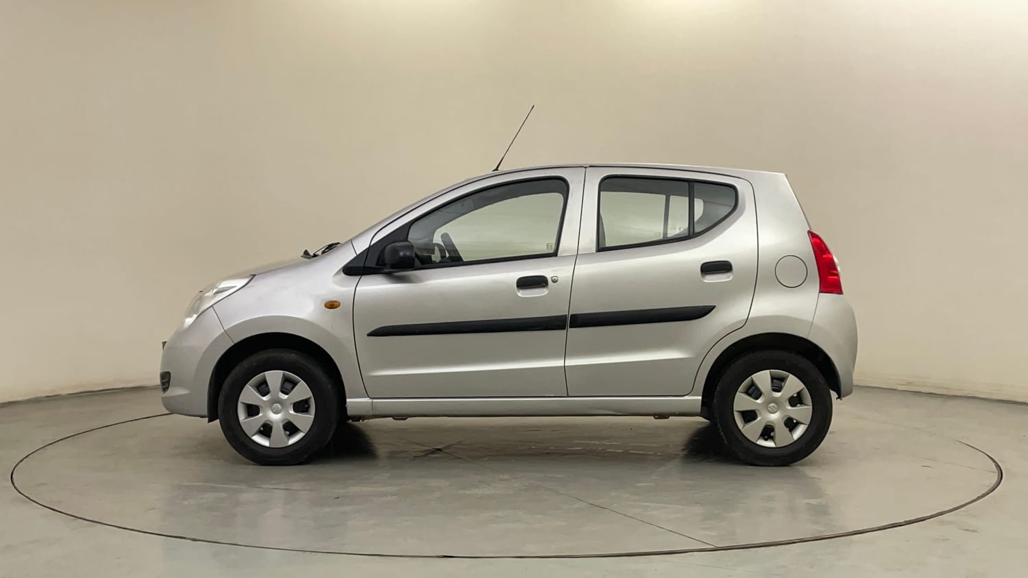 Used 2013 Maruti Suzuki A-Star VXI AT Petrol Automatic exterior LEFT SIDE VIEW