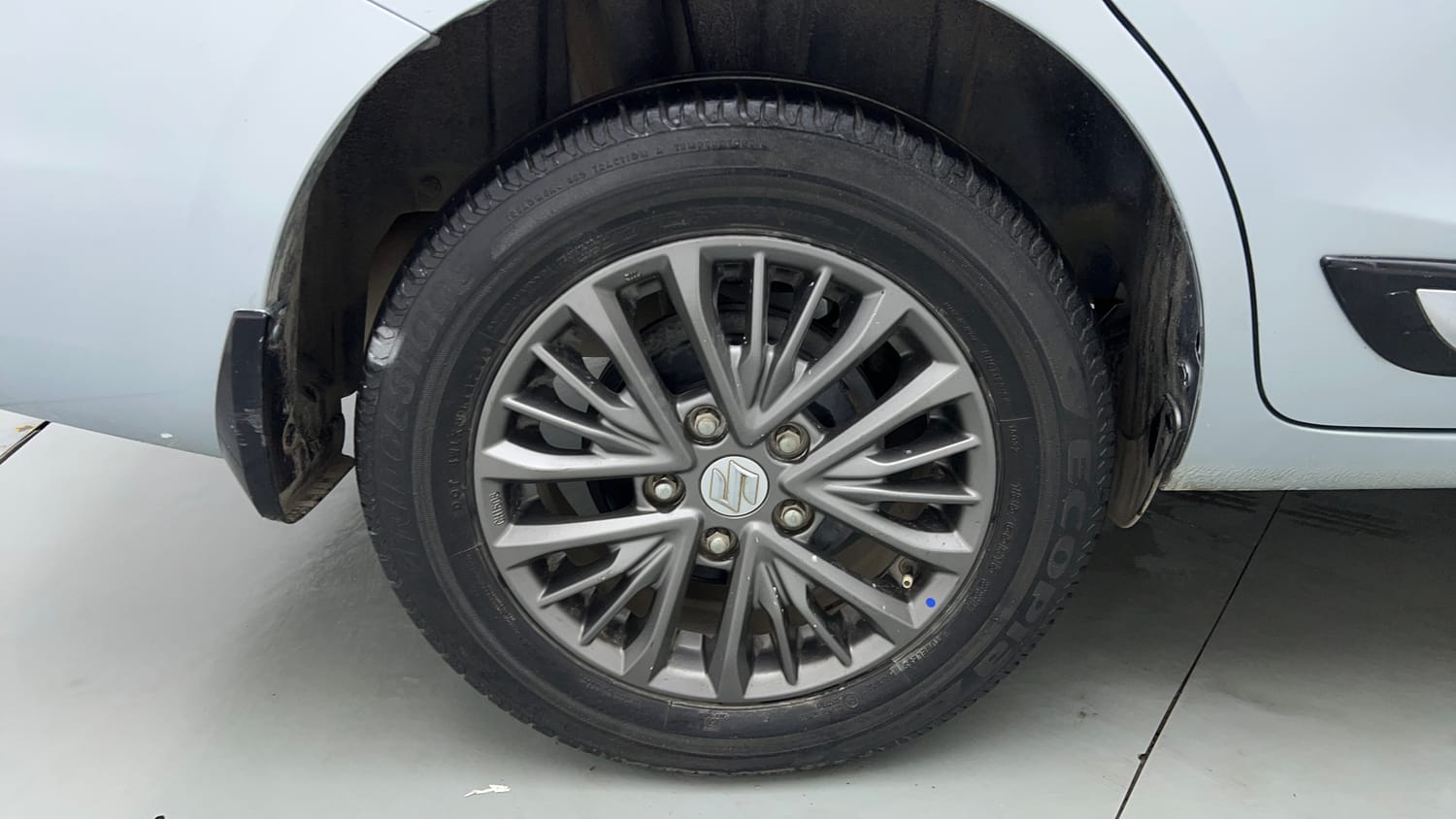Used 2022 Maruti Suzuki New Ertiga VXi Petrol Manual tyres RIGHT REAR TYRE RIM VIEW