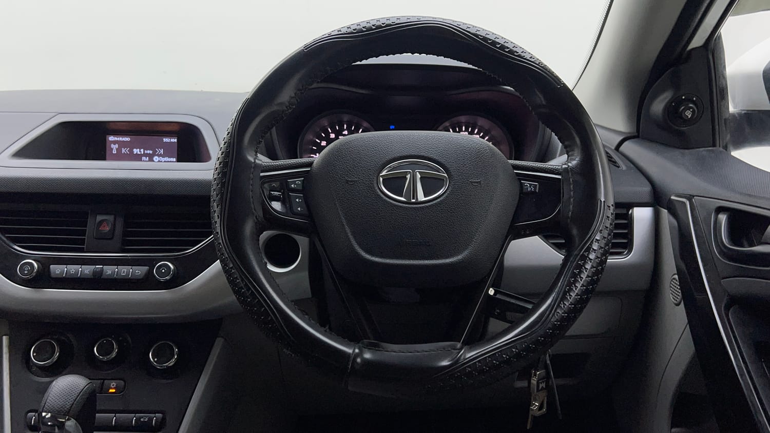 Used 2019 Tata Nexon XMA Petrol Petrol Automatic interior STEERING VIEW