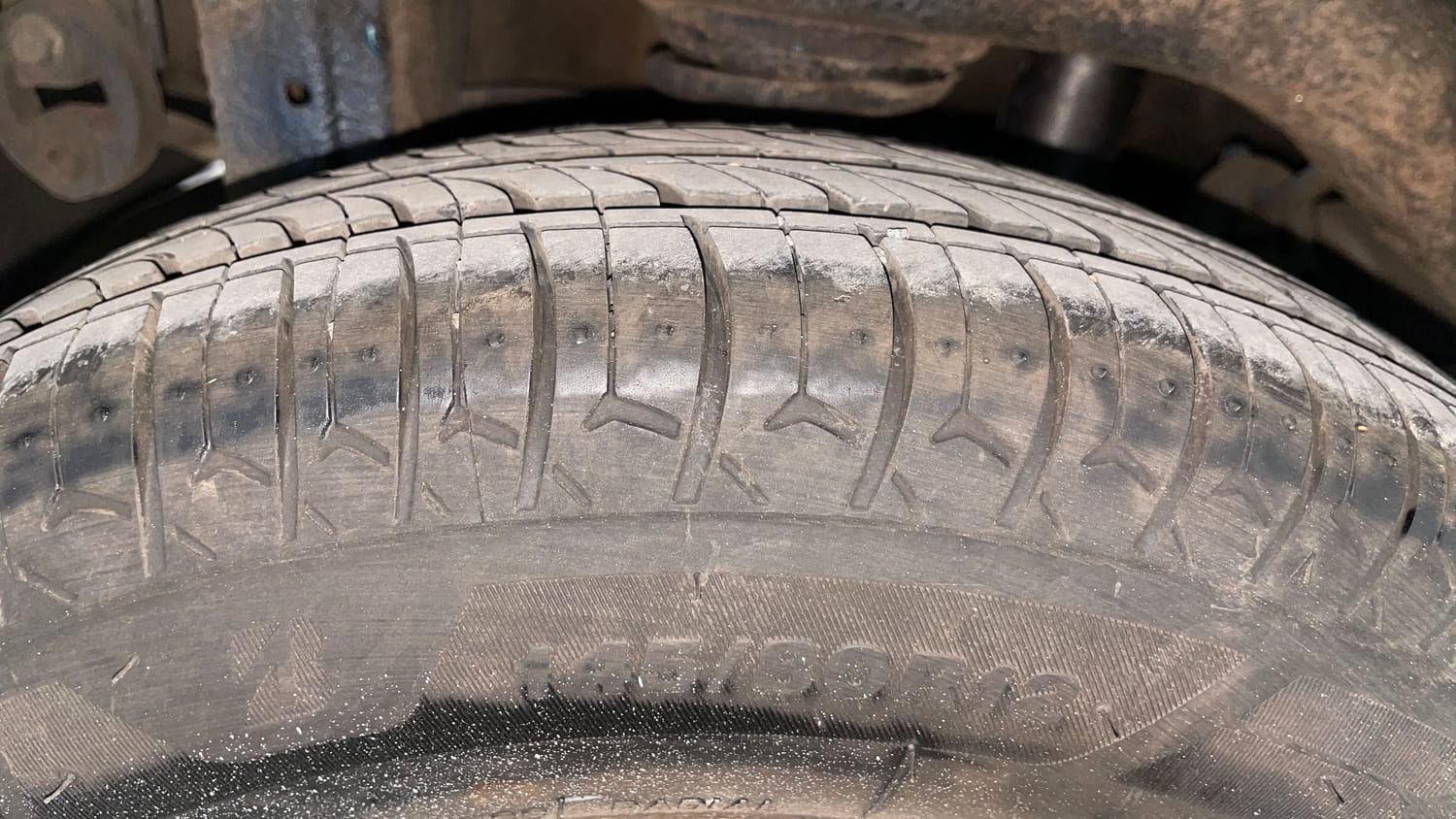 Used 2017 Maruti Suzuki Alto 800 VXi (O) Petrol Manual tyres RIGHT REAR TYRE TREAD VIEW