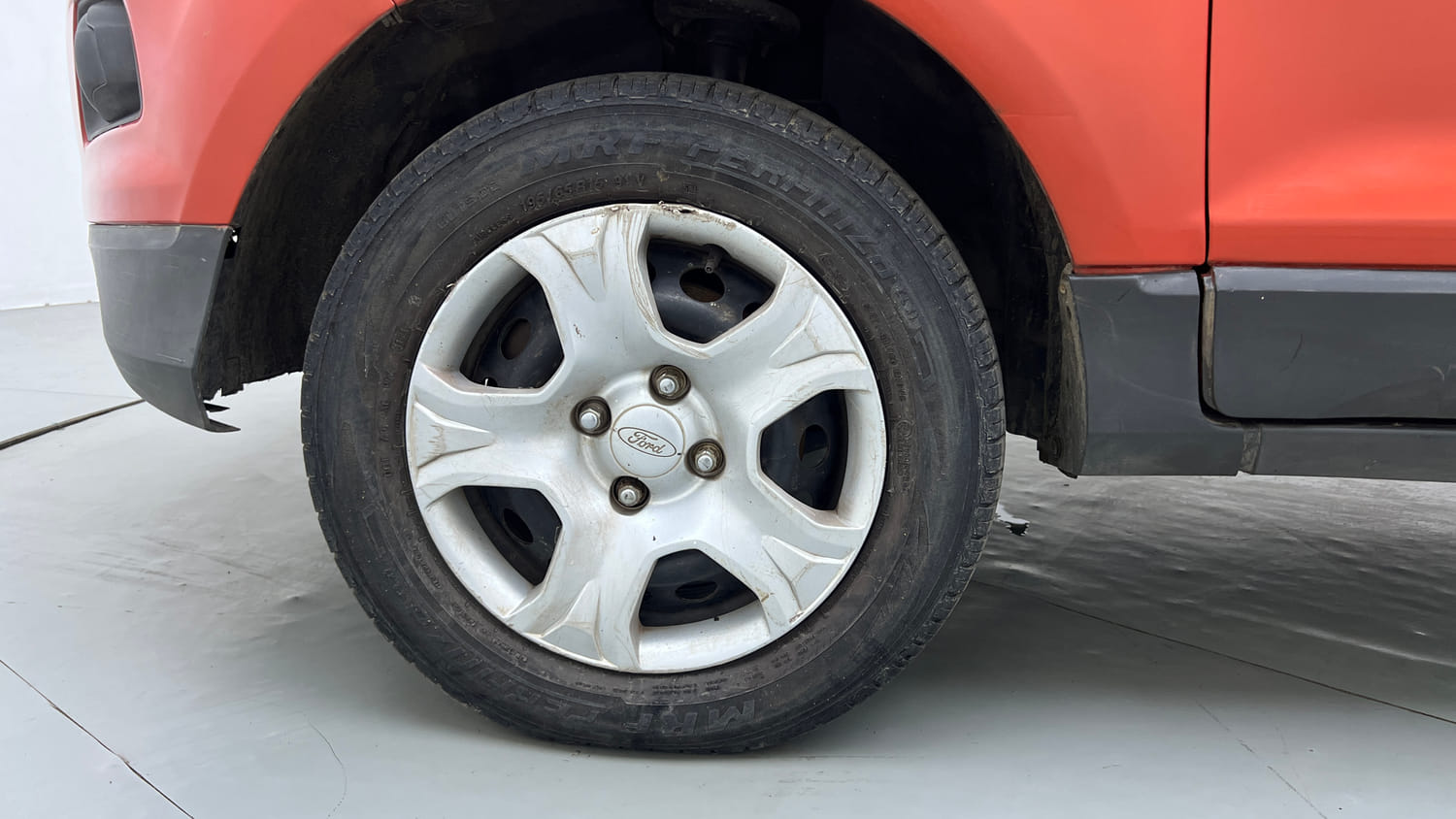 Used 2015 Ford EcoSport Ambiente 1.5 TDCi Diesel Manual tyres LEFT FRONT TYRE RIM VIEW