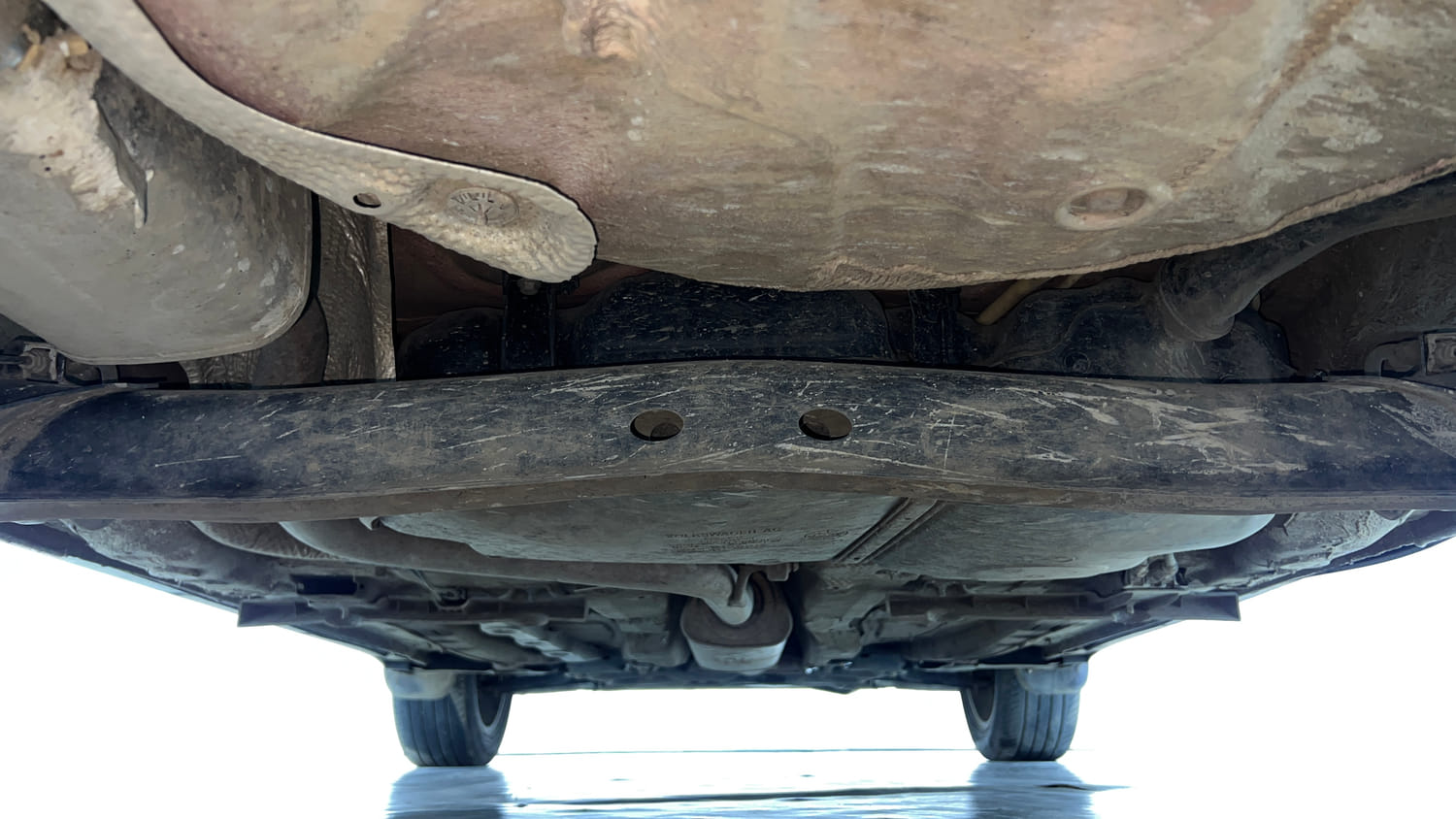 Used 2022 Volkswagen Taigun GT Plus 1.5 TSI DSG Petrol Automatic extra REAR UNDERBODY VIEW (TAKEN FROM REAR)