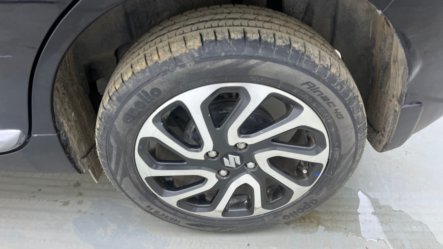 Used 2023 Maruti Suzuki Baleno Alpha MT Petrol Manual tyres LEFT REAR TYRE RIM VIEW