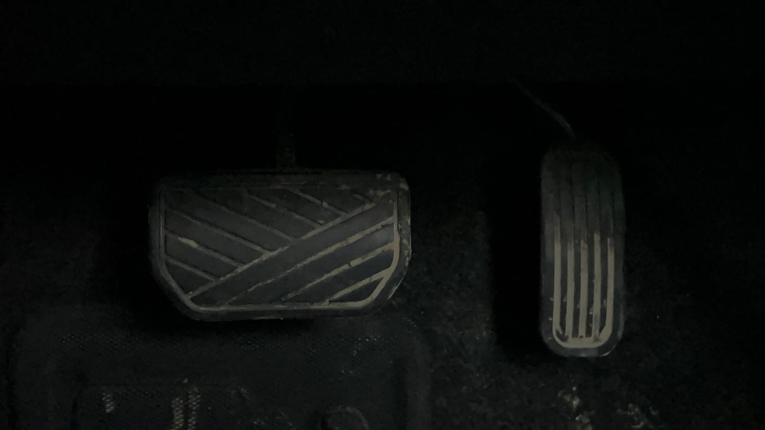 Used 2025 Toyota Urban Cruiser Hyryder V Hybrid Hybrid Automatic interior PEDALS VIEW