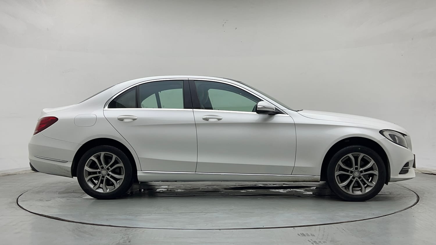 Used 2015 Mercedes-Benz C-Class C 200 Avantgarde Petrol Automatic exterior RIGHT SIDE VIEW