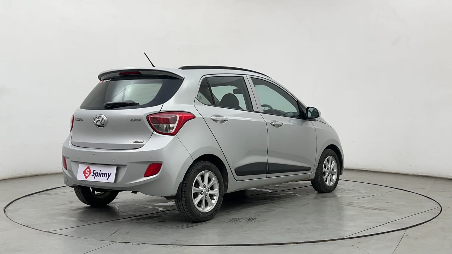 Used 2015 Hyundai Grand i10 Asta AT 1.2 Kappa VTVT Petrol Automatic exterior RIGHT REAR CORNER VIEW
