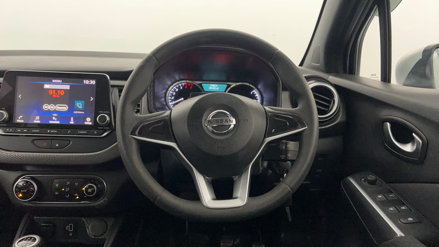 Used 2021 Nissan Kicks XV 1.5 Petrol Manual interior STEERING VIEW