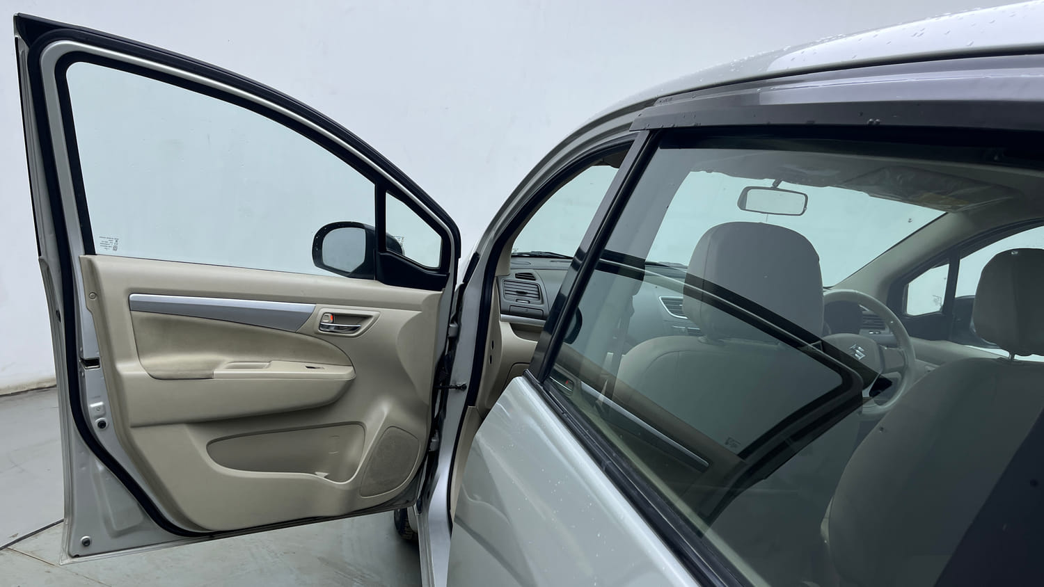 Used 2017 Maruti Suzuki Ertiga VXI Petrol Manual interior LEFT FRONT DOOR OPEN VIEW