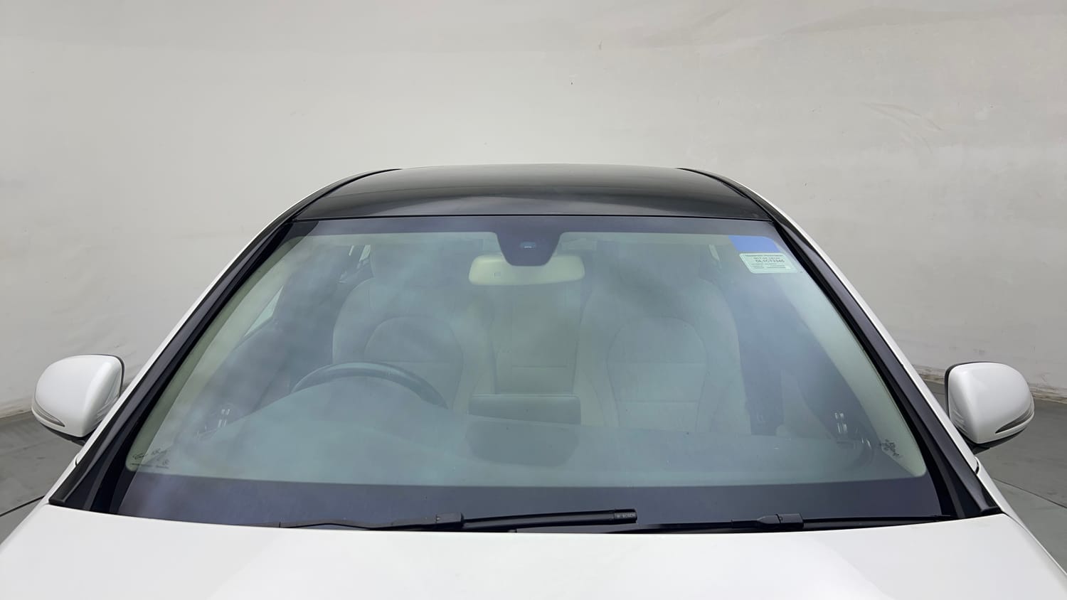 Used 2015 Mercedes-Benz C-Class C 200 Avantgarde Petrol Automatic exterior FRONT WINDSHIELD VIEW