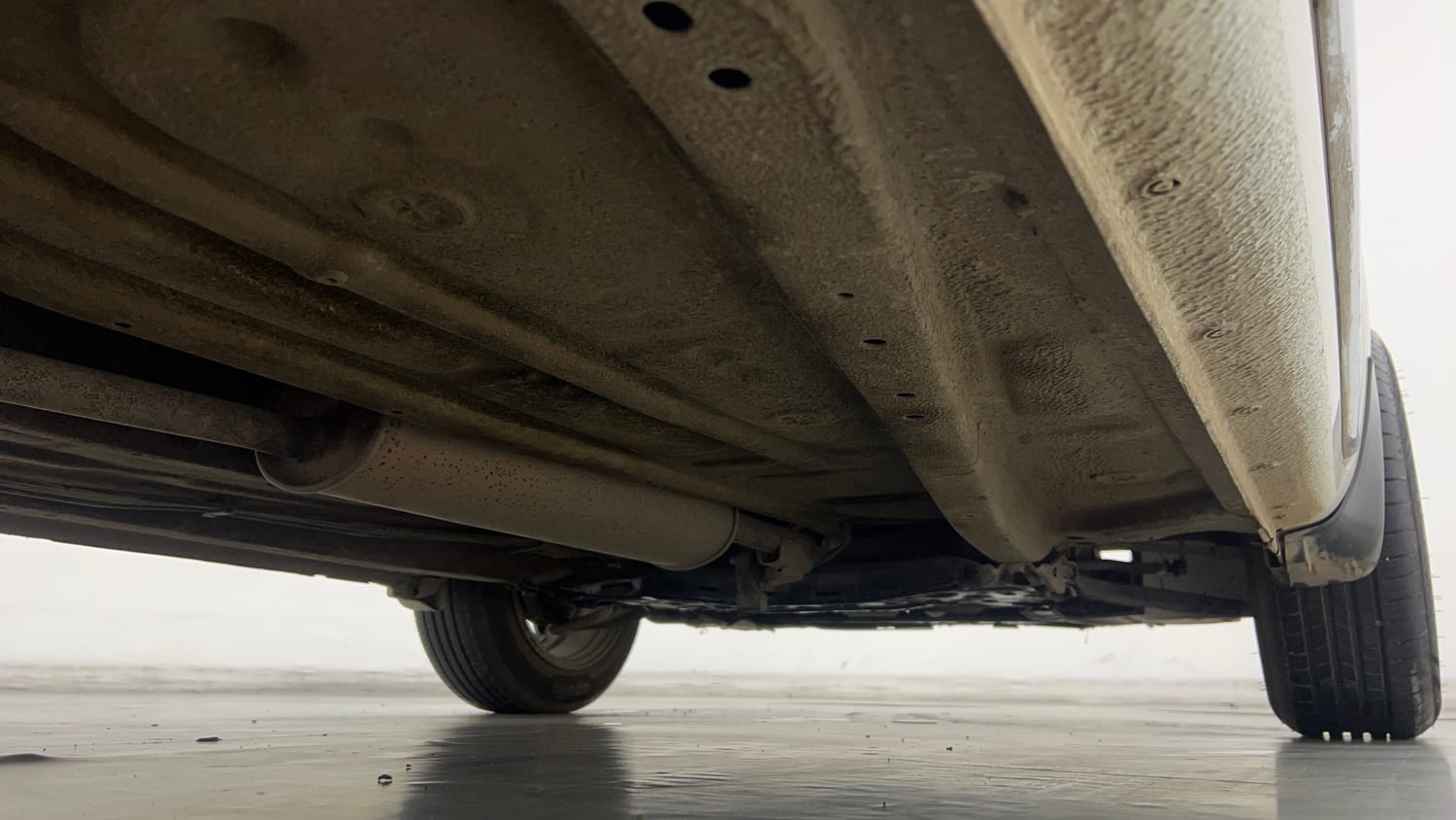 Used 2022 Maruti Suzuki Ignis Sigma 1.2 MT Petrol Manual extra REAR RIGHT UNDERBODY VIEW