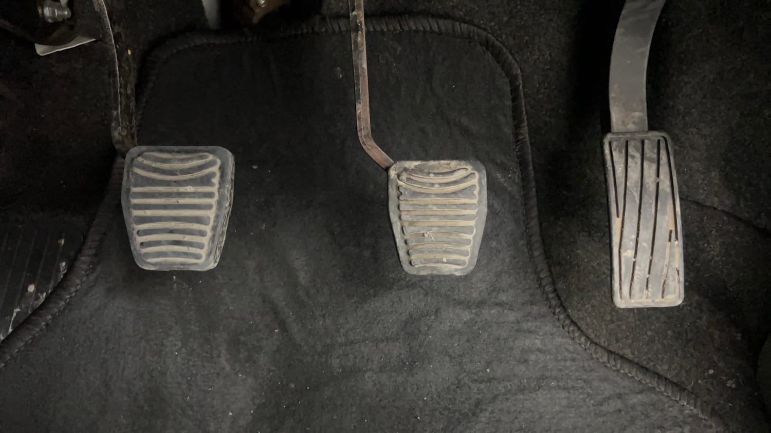 Used 2017 Mahindra KUV100 K8 6 STR Petrol Manual interior PEDALS VIEW